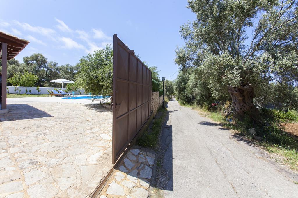 Stavlos Tsoukaladhes Exterior photo